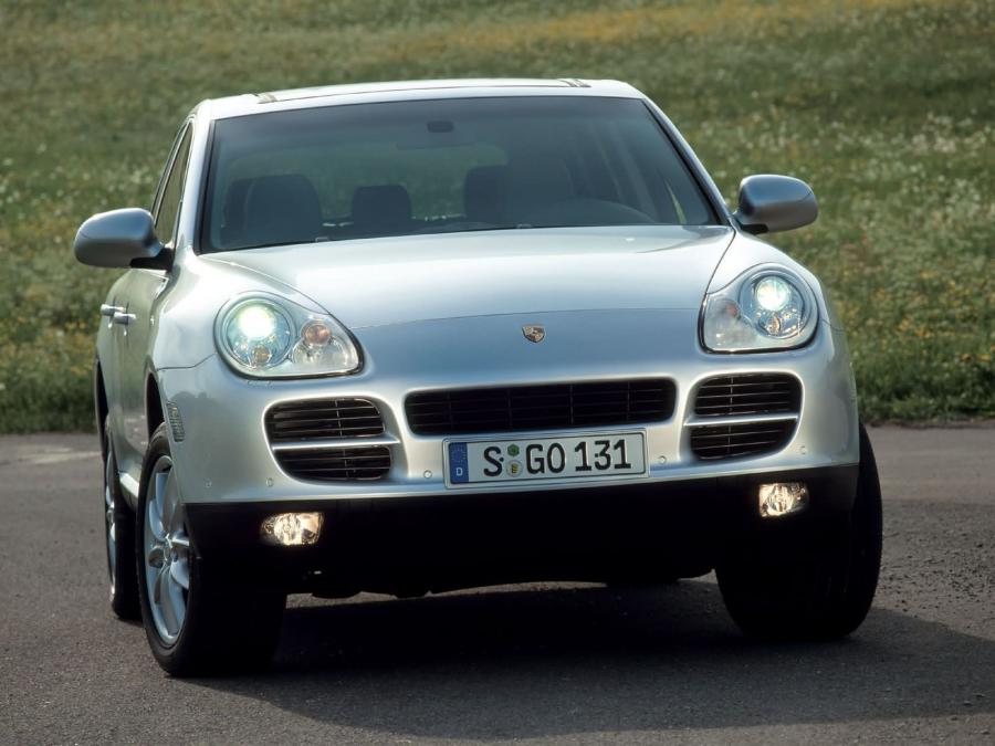  Porsche Cayenne V6 2004 года  (фото 1 из 7)